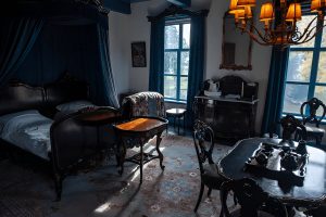 Vintage floral décor Dallas